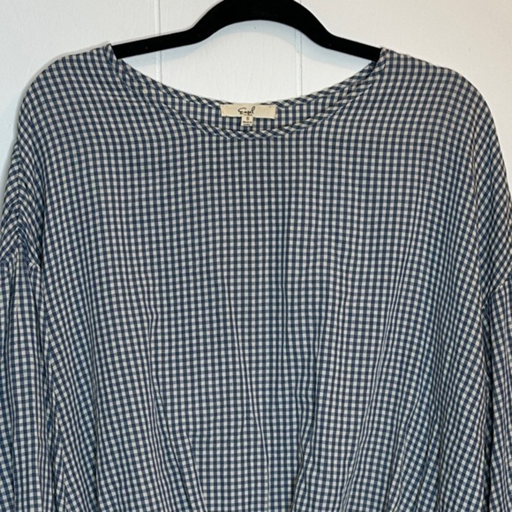 Easel Women's Blue Gingham Blouse